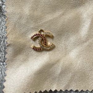 Chanel pendant
